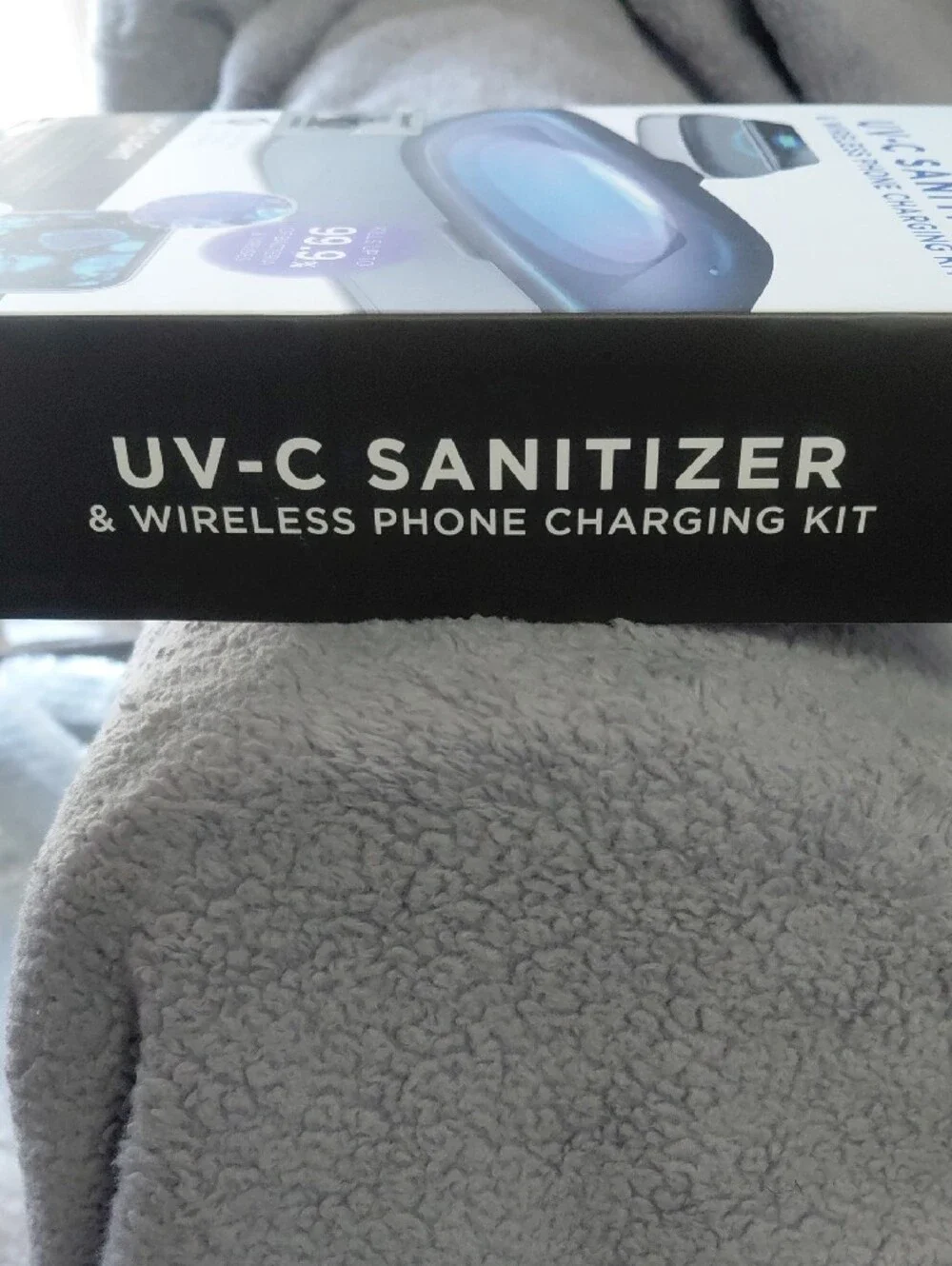 UV-C Sanitizer & Wireless Phone Charging Kit - Gray -